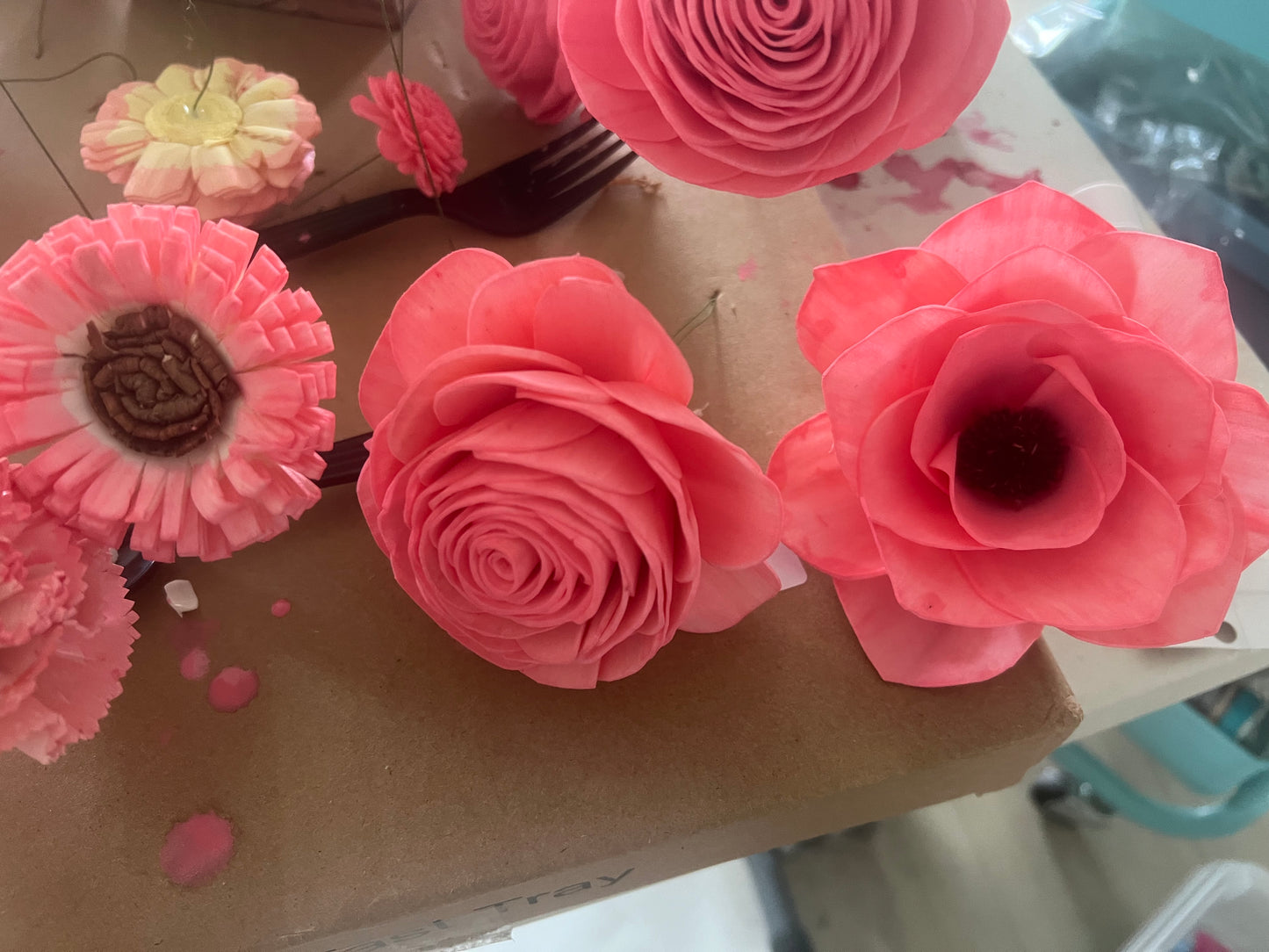 Hand-Painted Sola Wood Flower Assortment – Romantic Collection (24 Count)
